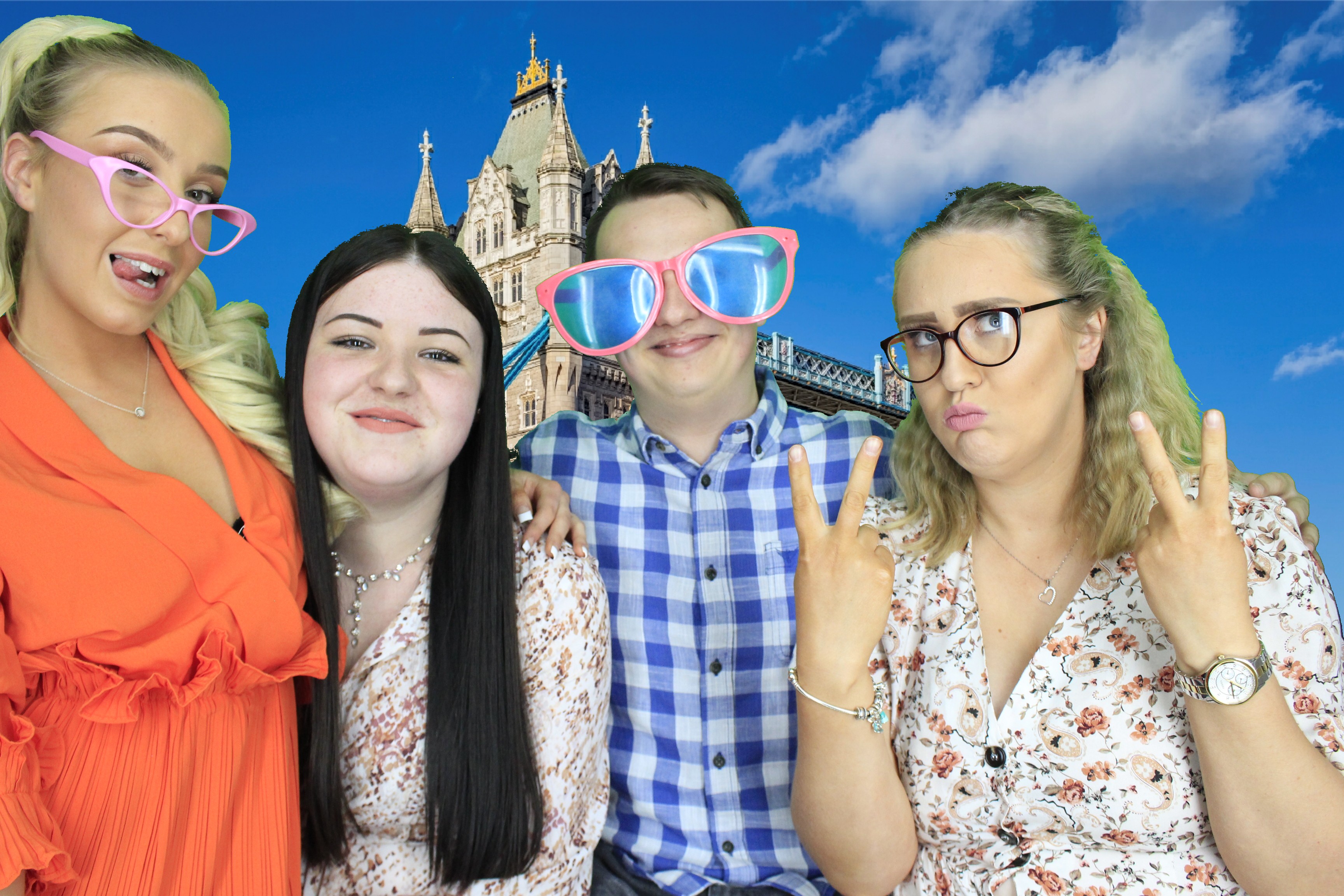 Lisa and Ant's Wedding Reception  | View more photos from the event at gallery.myphotoboothexperience.co.uk/u/MyPhotoBoothExperienceLtd/Lisa-and-Ants-Wedding-Reception